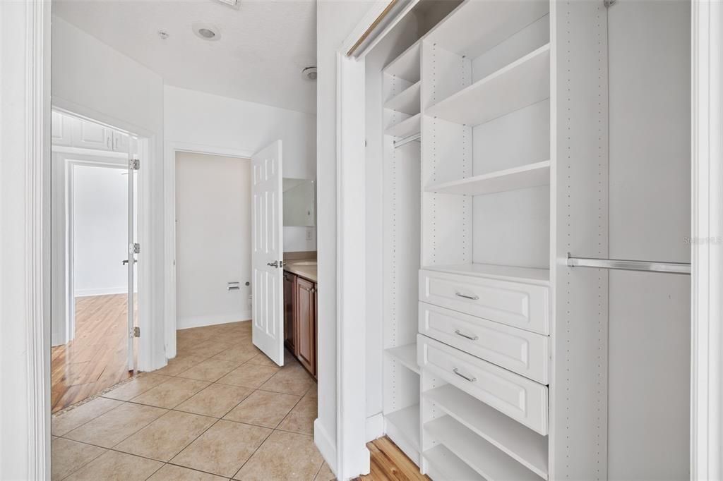 В аренду: $2,950 (3 спален, 2 ванн, 2085 Квадратных фут)