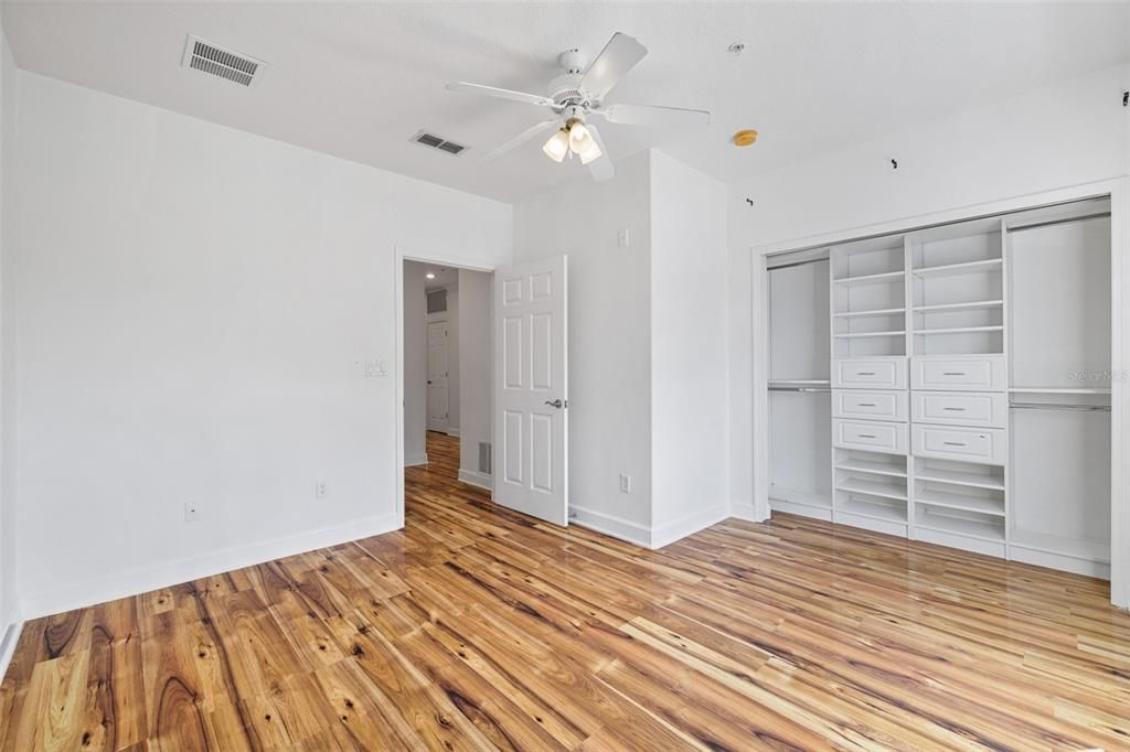 В аренду: $2,950 (3 спален, 2 ванн, 2085 Квадратных фут)