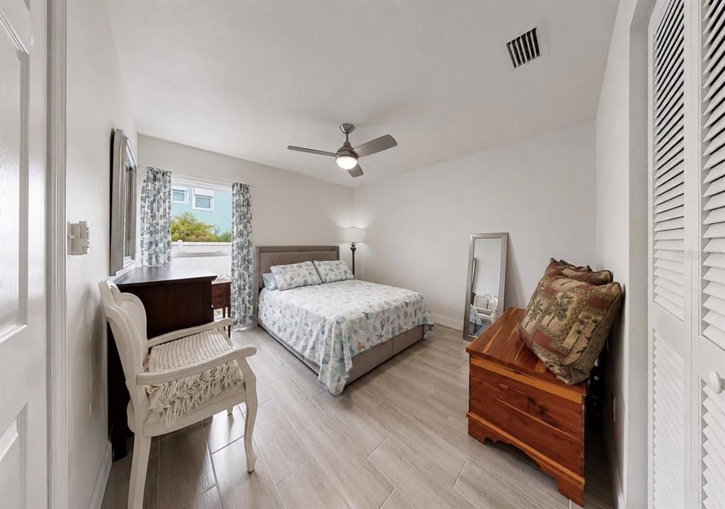 For Sale: $475,000 (3 beds, 2 baths, 1442 Square Feet)