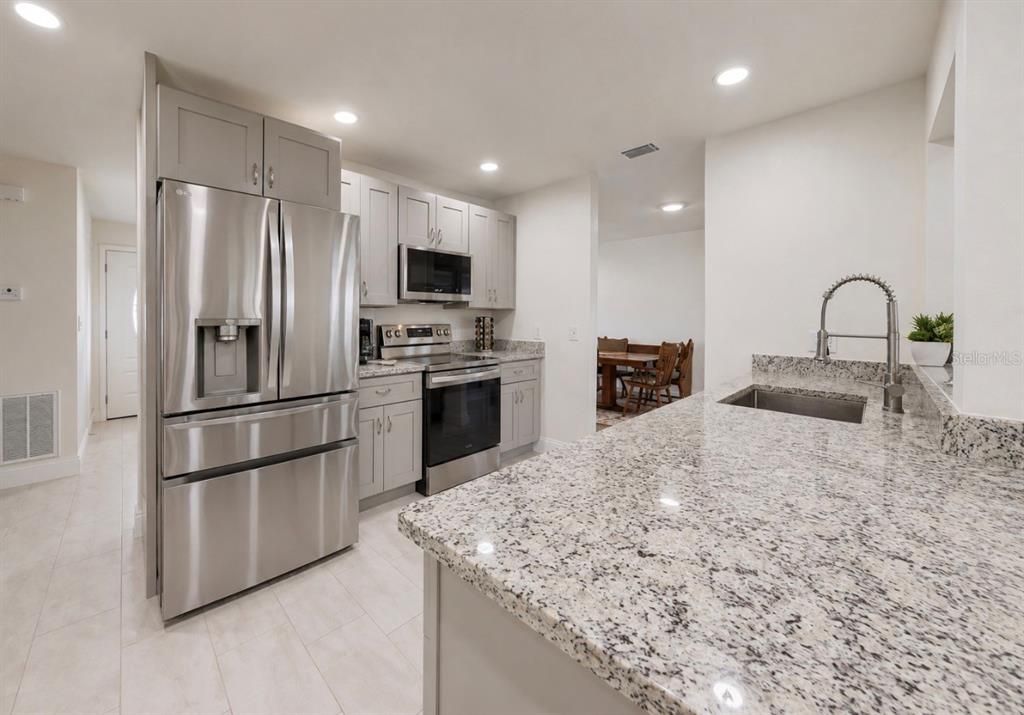For Sale: $475,000 (3 beds, 2 baths, 1442 Square Feet)
