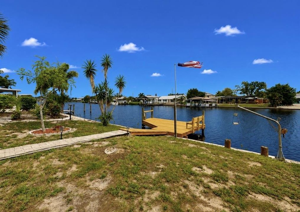 For Sale: $475,000 (3 beds, 2 baths, 1442 Square Feet)