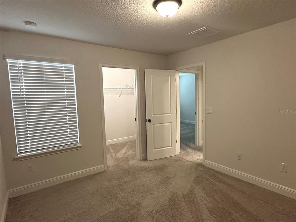 For Sale: $320,000 (3 beds, 2 baths, 2307 Square Feet)