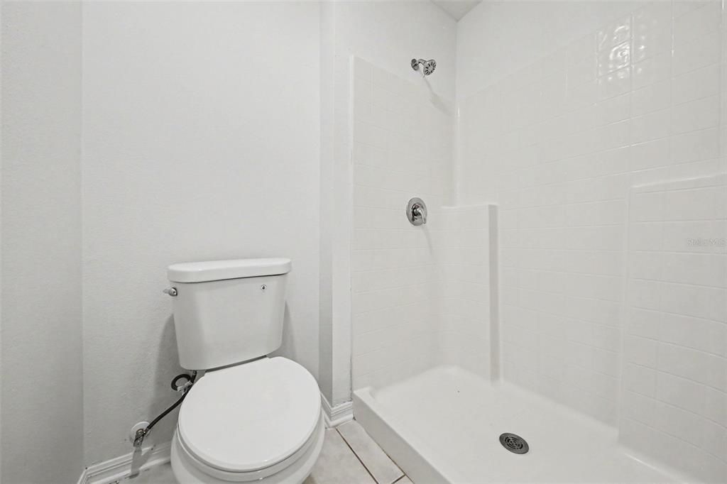 For Sale: $324,900 (3 beds, 2 baths, 1465 Square Feet)