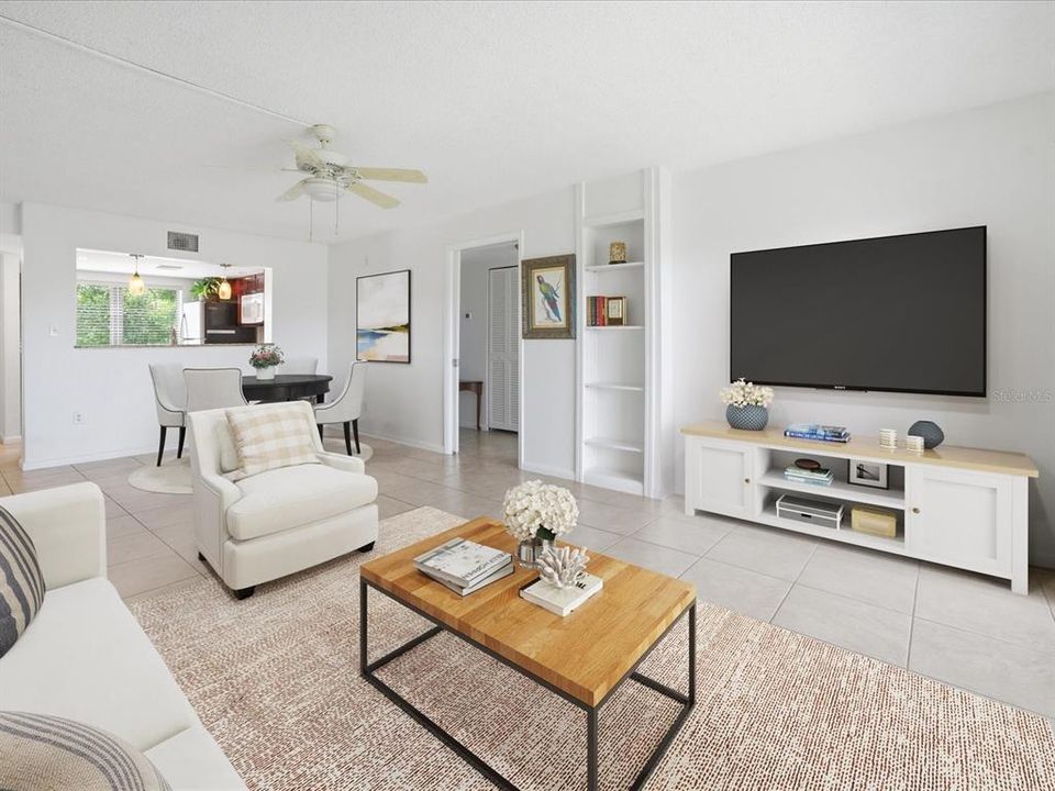 For Sale: $250,000 (2 beds, 2 baths, 1130 Square Feet)