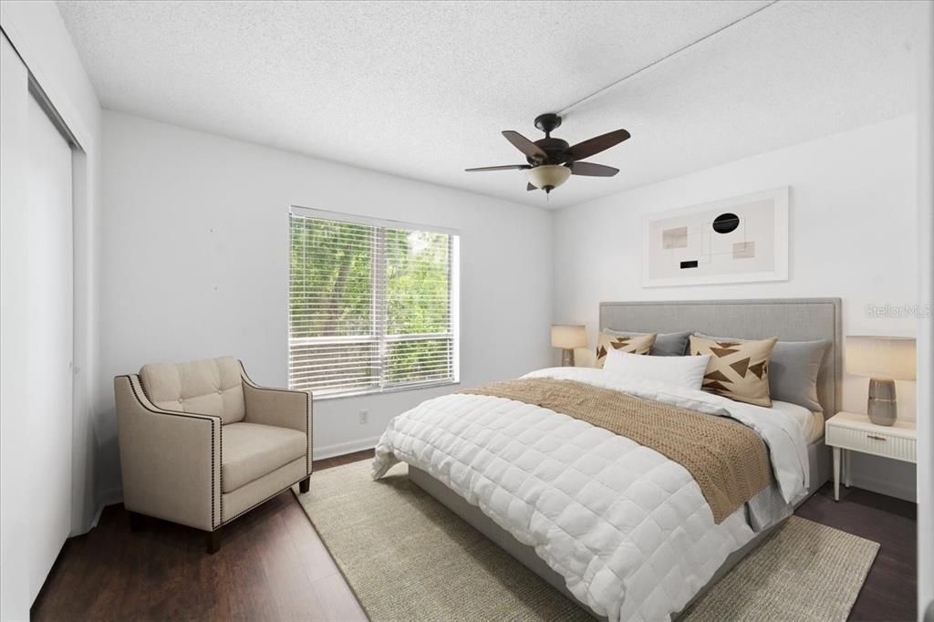 For Sale: $250,000 (2 beds, 2 baths, 1130 Square Feet)