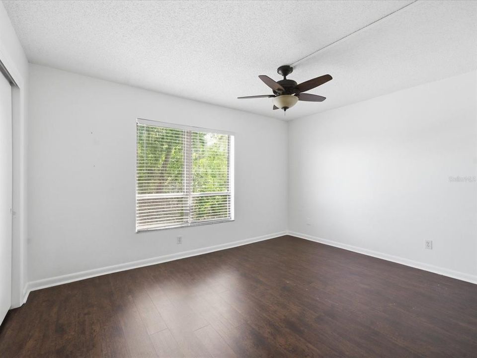 For Sale: $250,000 (2 beds, 2 baths, 1130 Square Feet)
