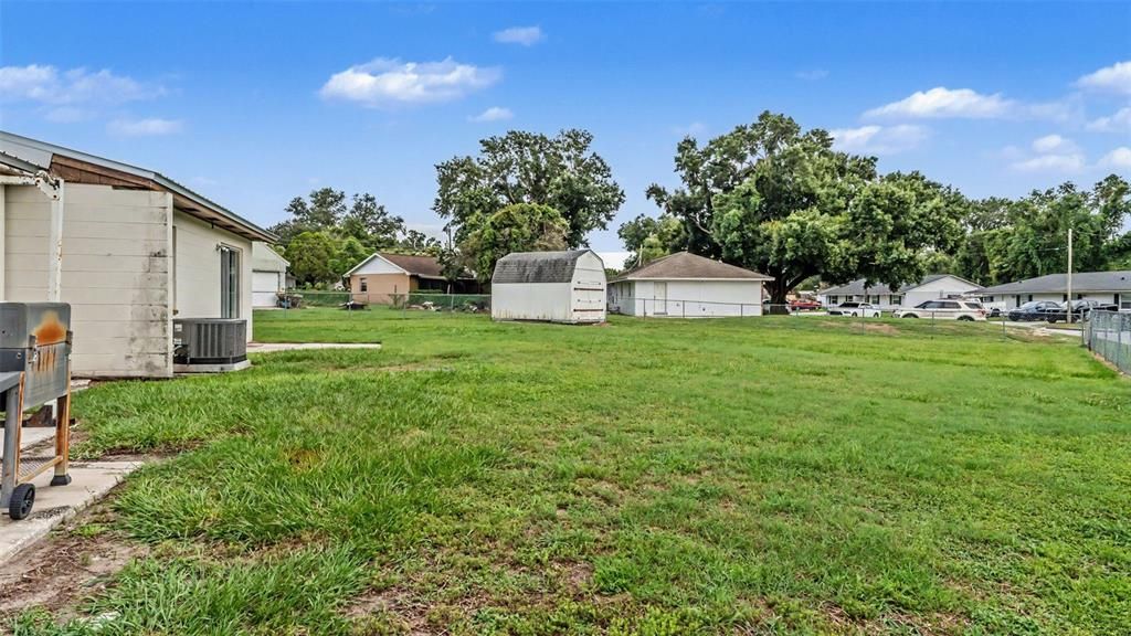 For Sale: $325,000 (4 beds, 0 baths, 1734 Square Feet)