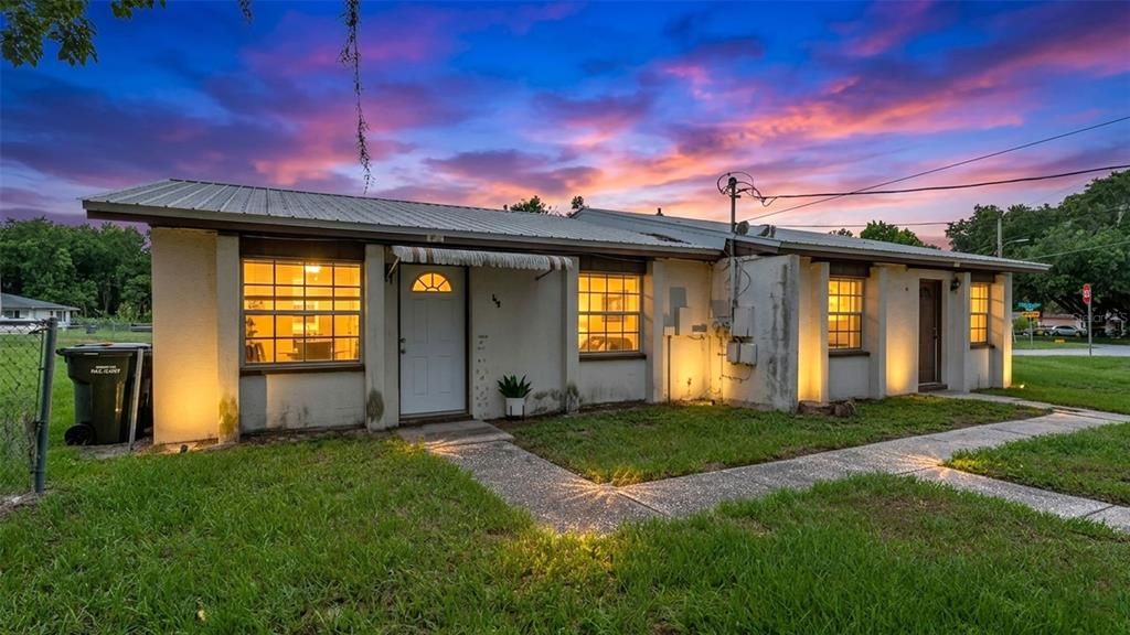 For Sale: $325,000 (4 beds, 0 baths, 1734 Square Feet)