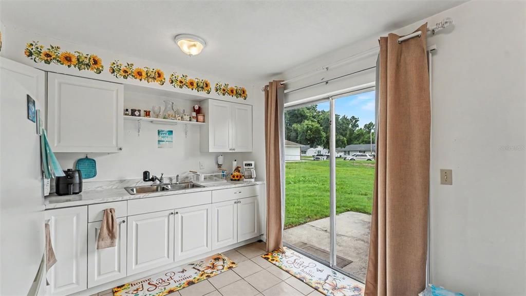 For Sale: $325,000 (4 beds, 0 baths, 1734 Square Feet)