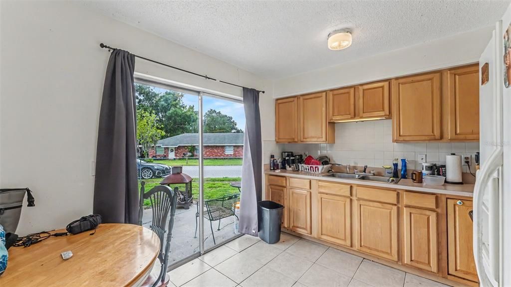 For Sale: $325,000 (4 beds, 0 baths, 1734 Square Feet)