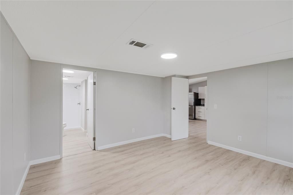 На продажу: $295,000 (3 спален, 2 ванн, 1296 Квадратных фут)