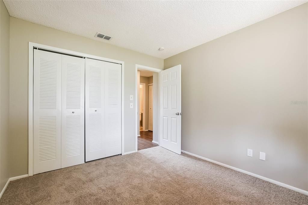 For Sale: $330,000 (3 beds, 2 baths, 1269 Square Feet)