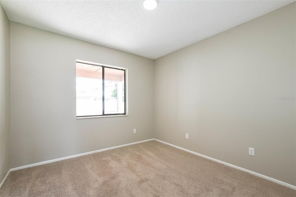 For Sale: $330,000 (3 beds, 2 baths, 1269 Square Feet)