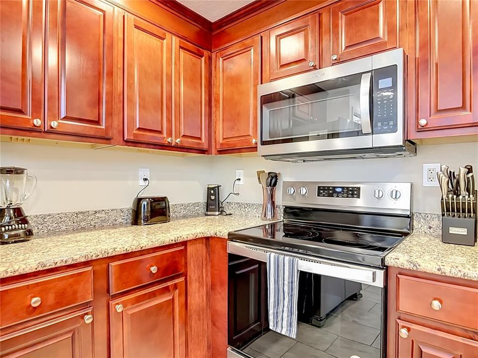 На продажу: $579,900 (3 спален, 2 ванн, 1706 Квадратных фут)