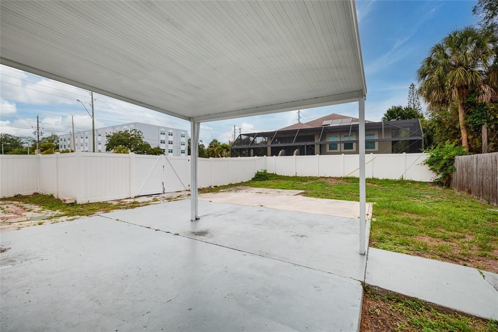 For Rent: $2,700 (3 beds, 1 baths, 1075 Square Feet)