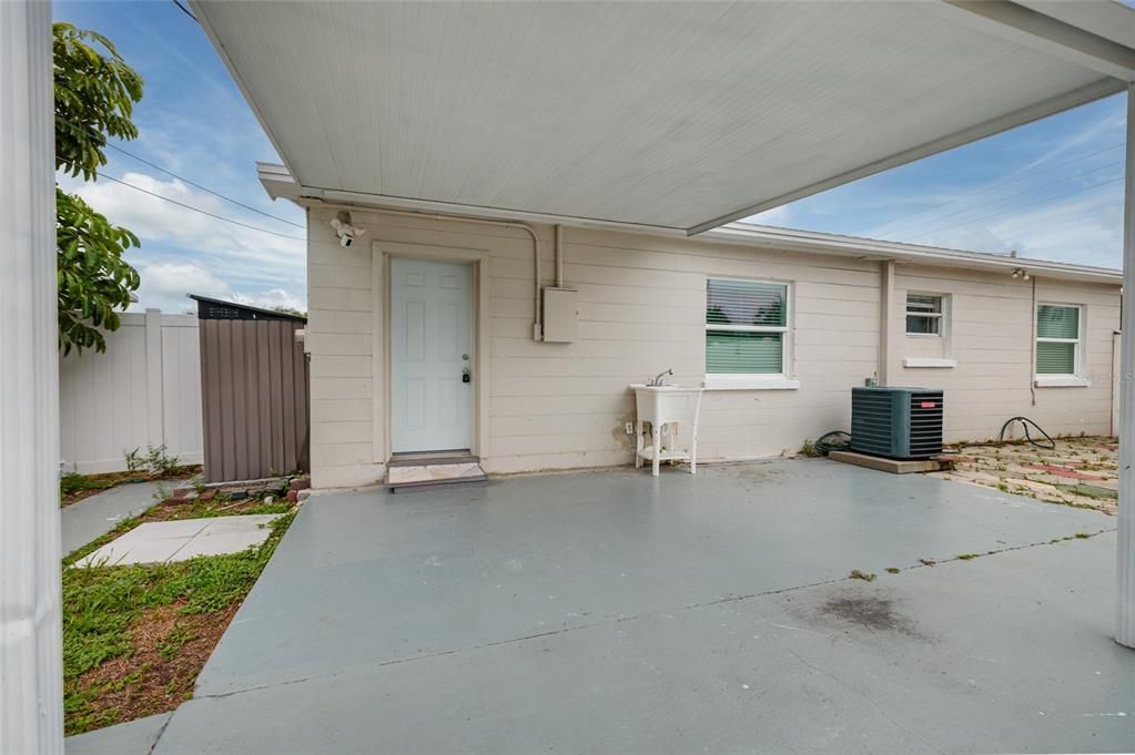 For Rent: $2,700 (3 beds, 1 baths, 1075 Square Feet)