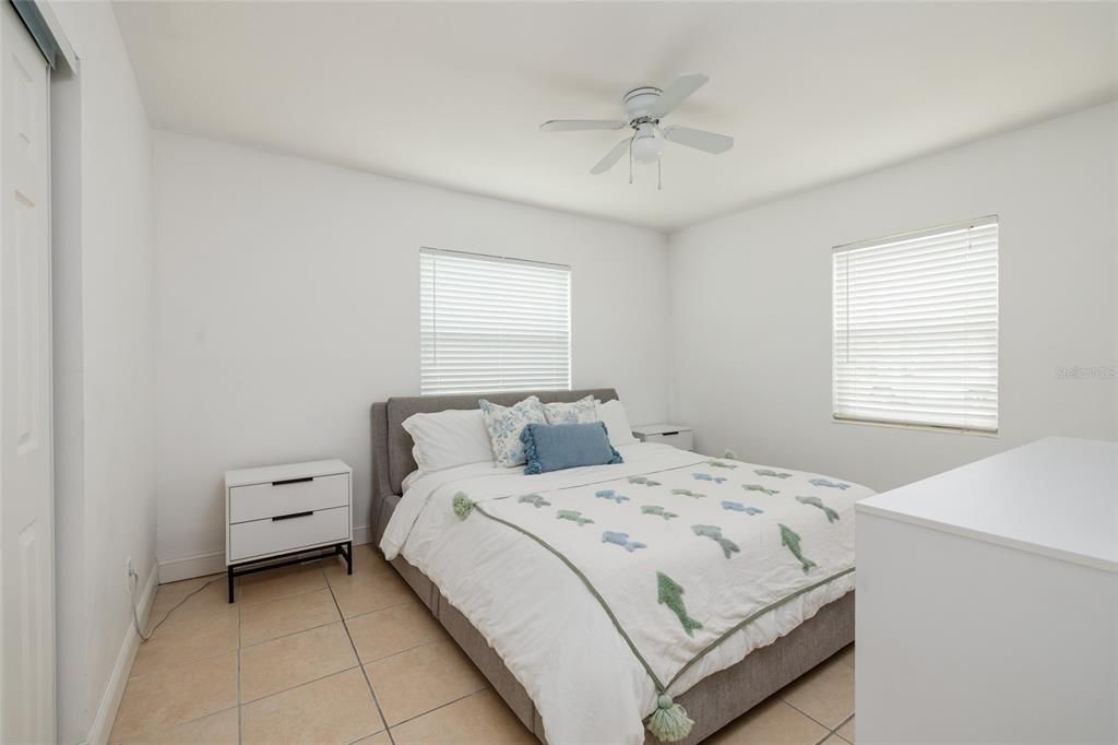 For Rent: $2,700 (3 beds, 1 baths, 1075 Square Feet)