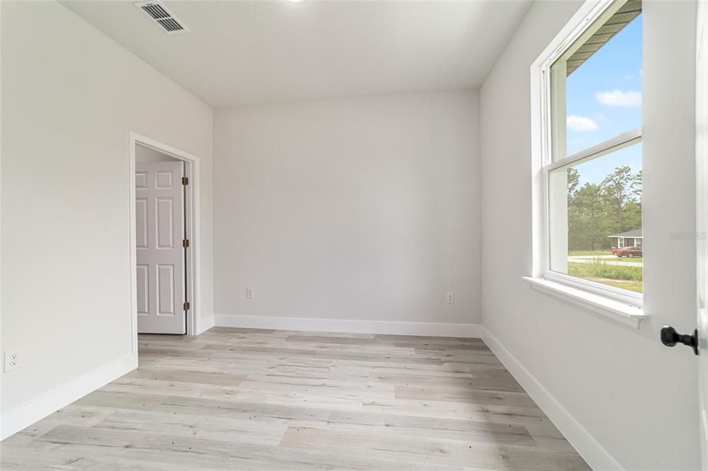 Activo con contrato: $209,900 (3 camas, 2 baños, 1140 Pies cuadrados)