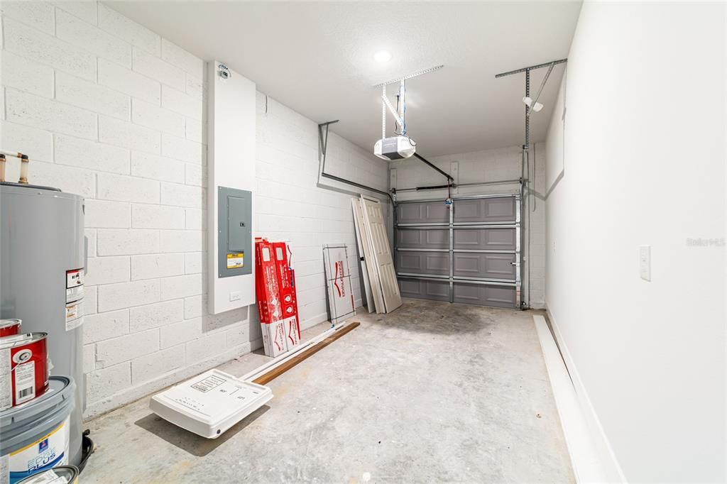 Activo con contrato: $209,900 (3 camas, 2 baños, 1140 Pies cuadrados)