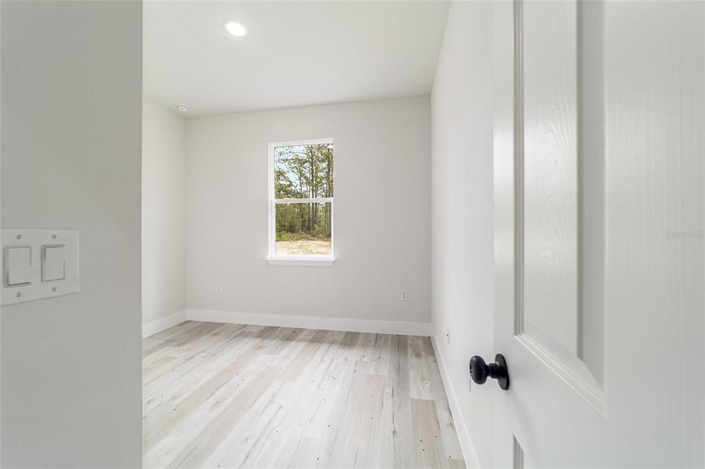 Activo con contrato: $209,900 (3 camas, 2 baños, 1140 Pies cuadrados)