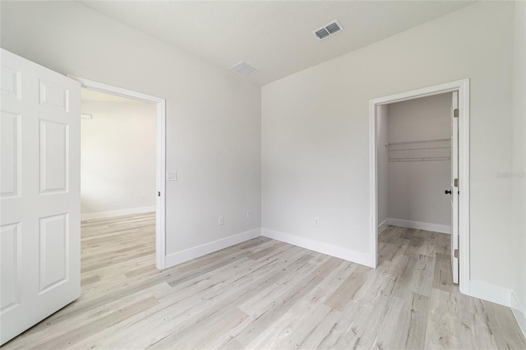 Activo con contrato: $209,900 (3 camas, 2 baños, 1140 Pies cuadrados)