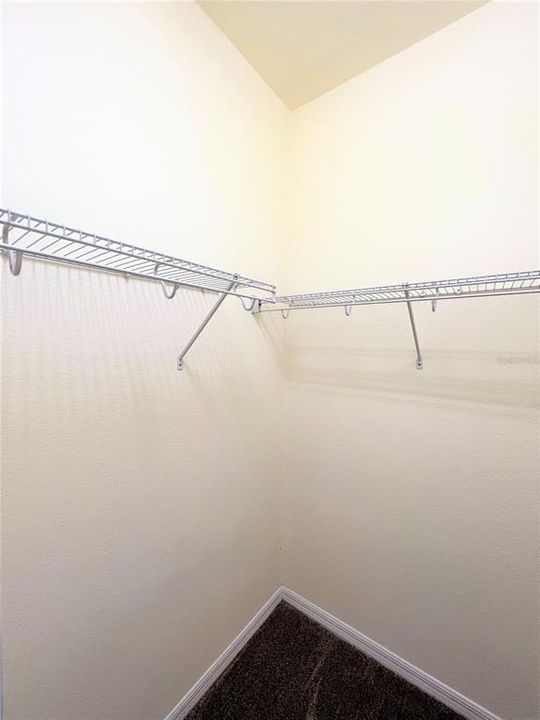 En Renta: $2,400 (3 camas, 2 baños, 1945 Pies cuadrados)