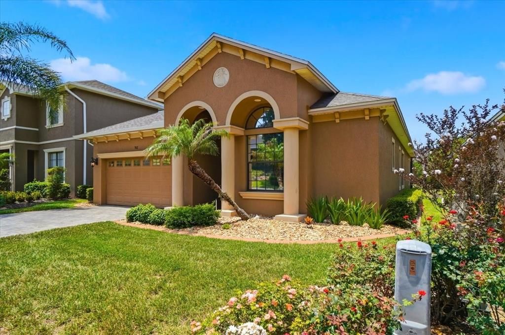 Activo con contrato: $499,000 (3 camas, 2 baños, 2259 Pies cuadrados)
