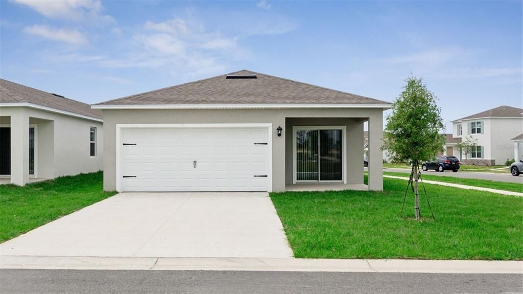 For Sale: $391,990 (3 beds, 2 baths, 1571 Square Feet)