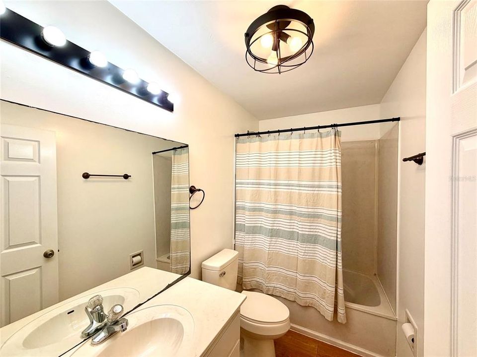 For Sale: $299,900 (3 beds, 2 baths, 1785 Square Feet)