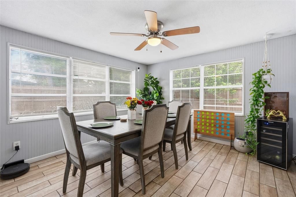 For Sale: $299,000 (3 beds, 2 baths, 1547 Square Feet)