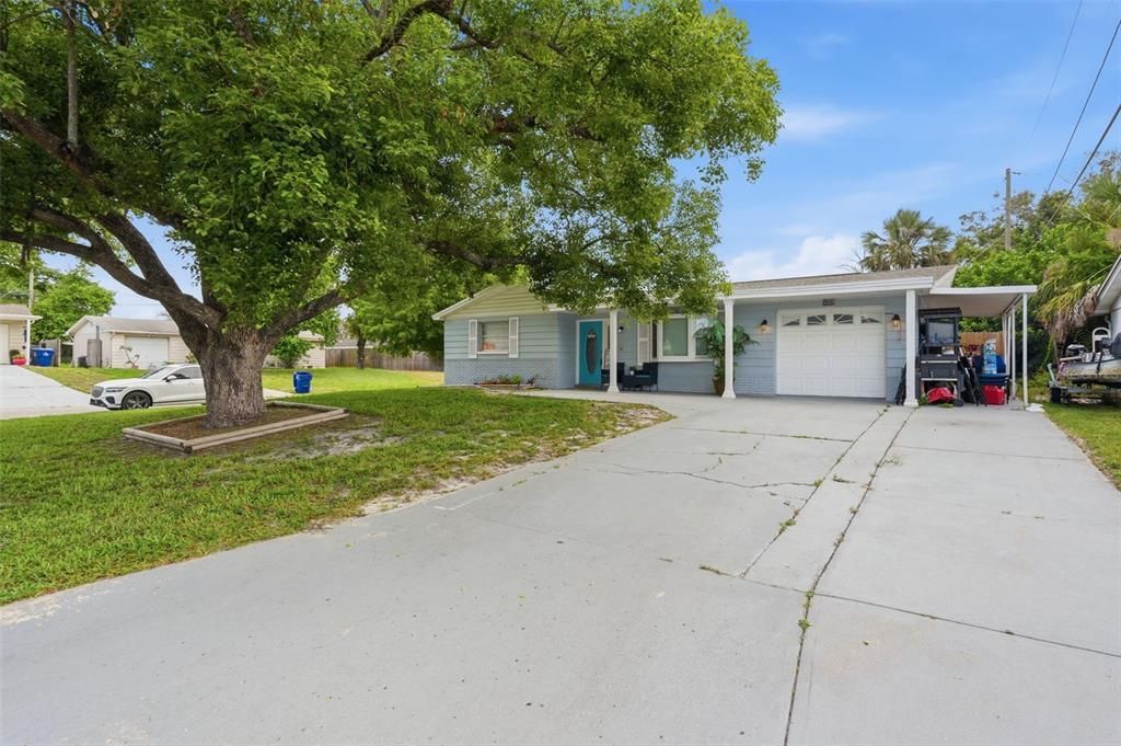 For Sale: $299,000 (3 beds, 2 baths, 1547 Square Feet)