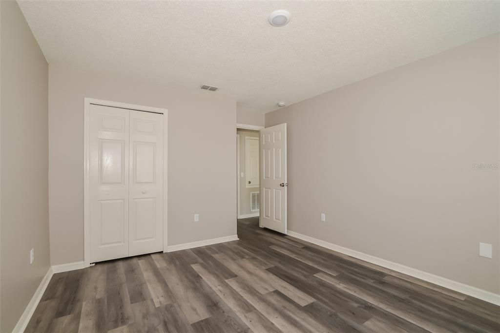 For Sale: $399,900 (4 beds, 2 baths, 2200 Square Feet)