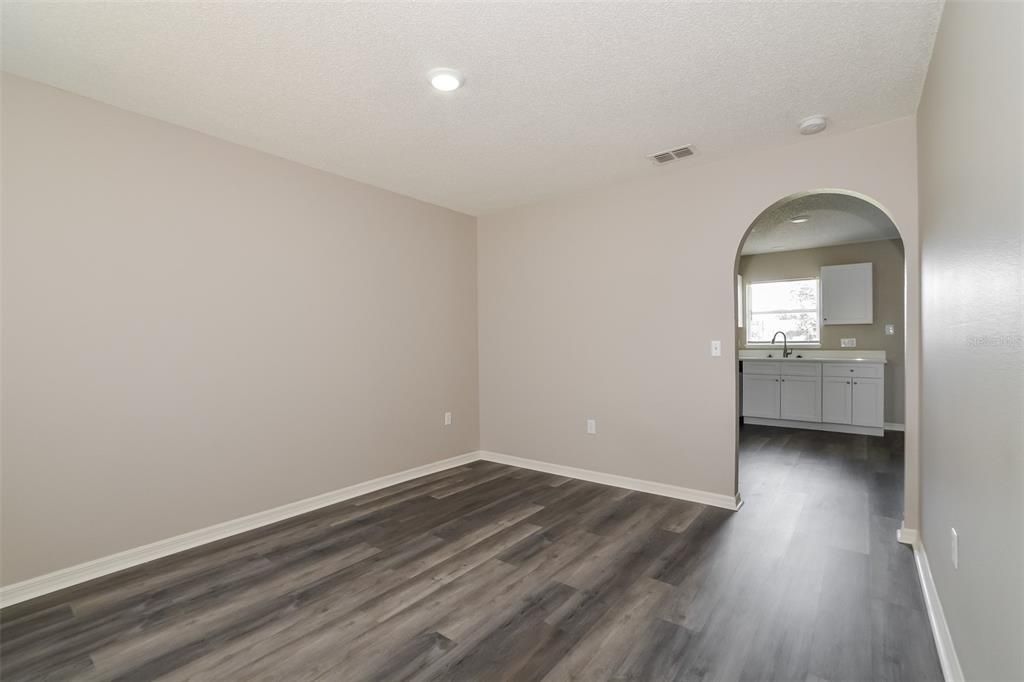 For Sale: $399,900 (4 beds, 2 baths, 2200 Square Feet)