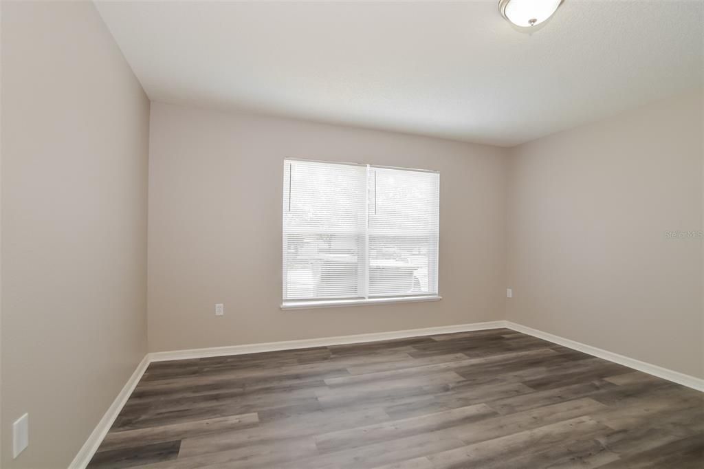 For Sale: $399,900 (4 beds, 2 baths, 2200 Square Feet)
