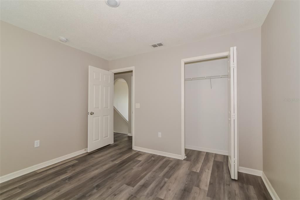For Sale: $399,900 (4 beds, 2 baths, 2200 Square Feet)