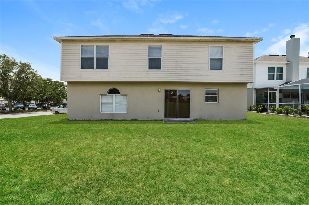 For Sale: $399,900 (4 beds, 2 baths, 2200 Square Feet)