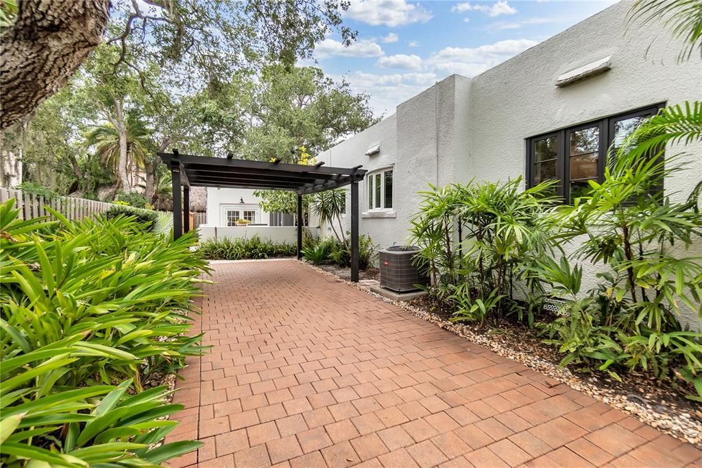 For Sale: $1,799,500 (4 beds, 3 baths, 2330 Square Feet)