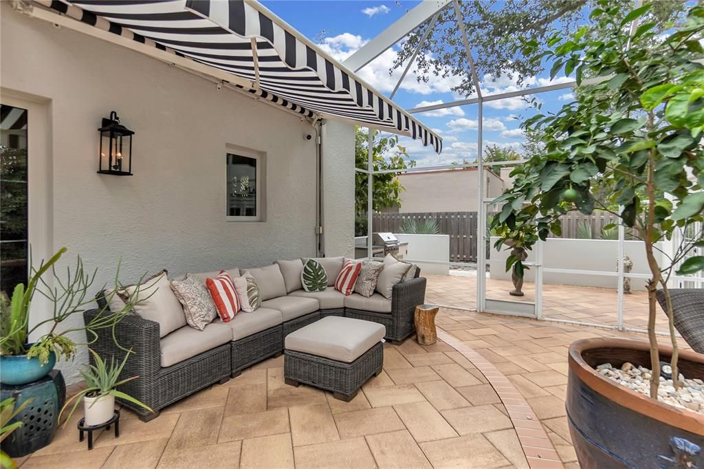 For Sale: $1,799,500 (4 beds, 3 baths, 2330 Square Feet)