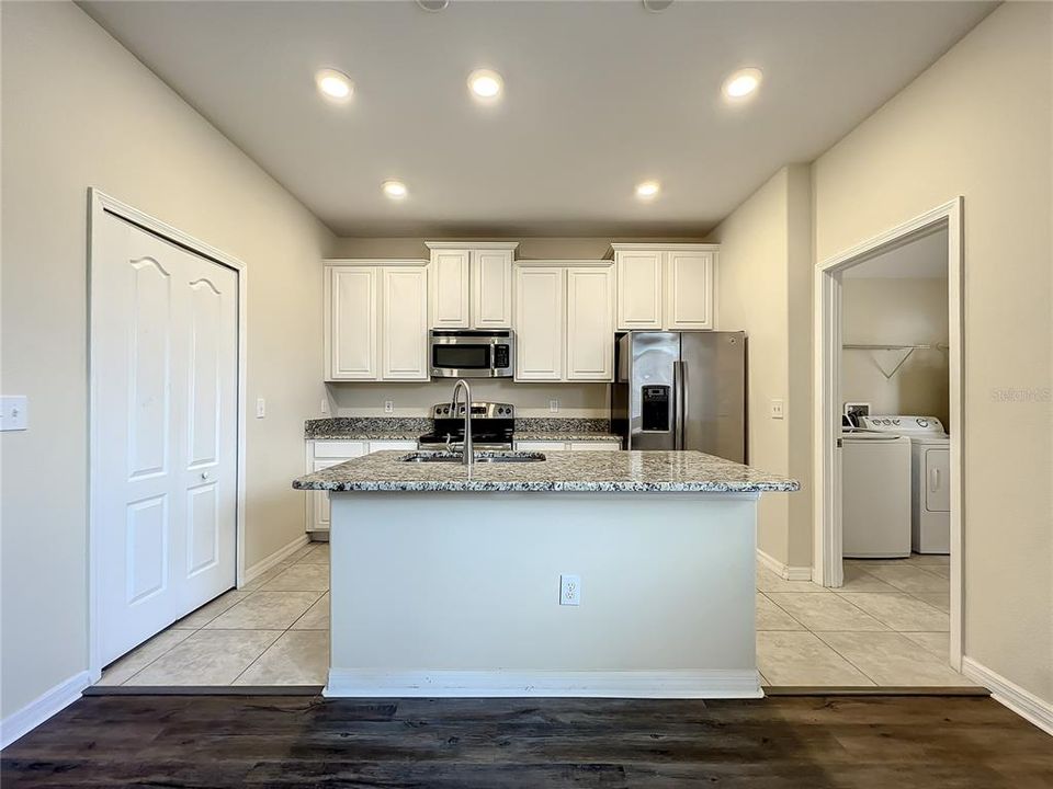 For Sale: $390,000 (3 beds, 2 baths, 1745 Square Feet)