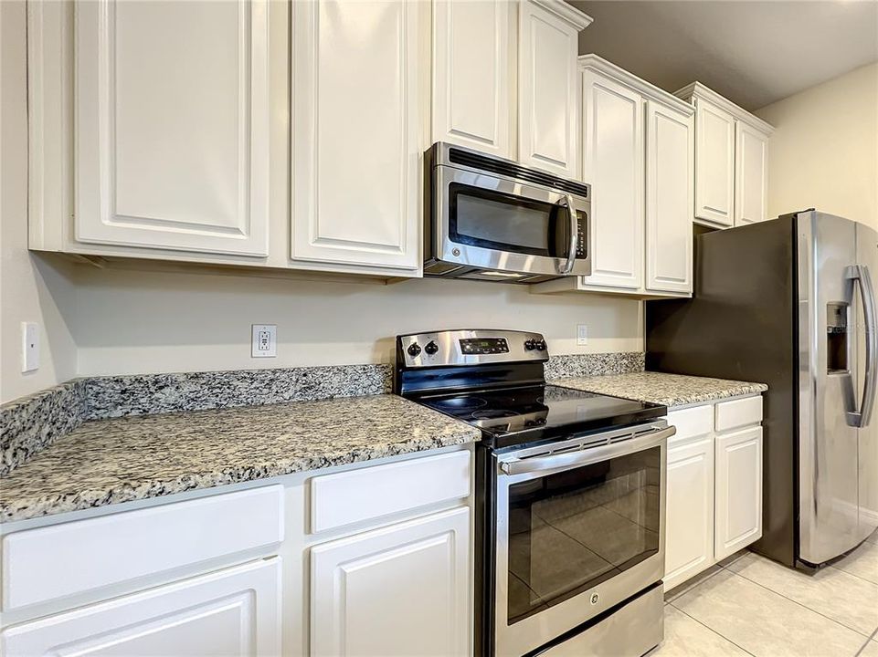 For Sale: $390,000 (3 beds, 2 baths, 1745 Square Feet)