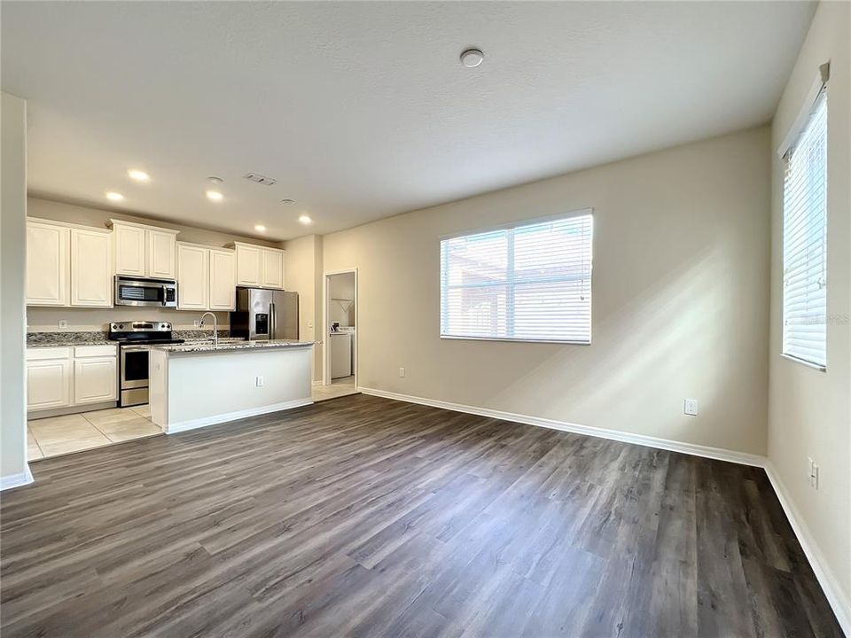 For Sale: $390,000 (3 beds, 2 baths, 1745 Square Feet)