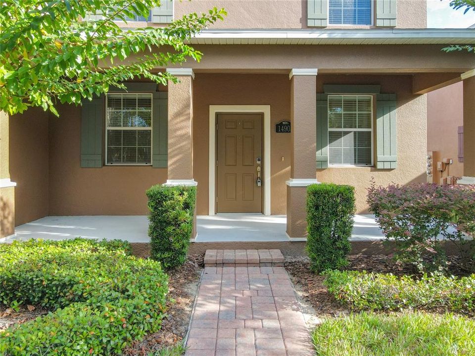 For Sale: $390,000 (3 beds, 2 baths, 1745 Square Feet)