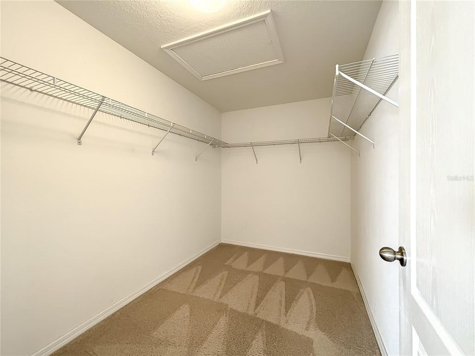 For Sale: $390,000 (3 beds, 2 baths, 1745 Square Feet)
