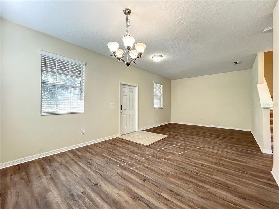 For Sale: $390,000 (3 beds, 2 baths, 1745 Square Feet)