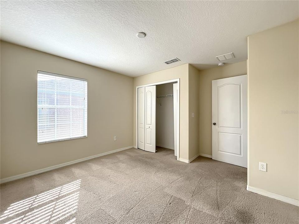 For Sale: $390,000 (3 beds, 2 baths, 1745 Square Feet)