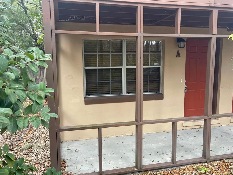 For Rent: $1,600 (2 beds, 1 baths, 1008 Square Feet)