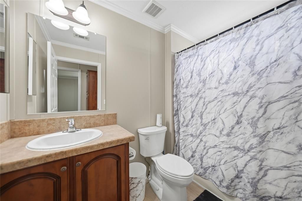 На продажу: $545,000 (3 спален, 2 ванн, 1622 Квадратных фут)