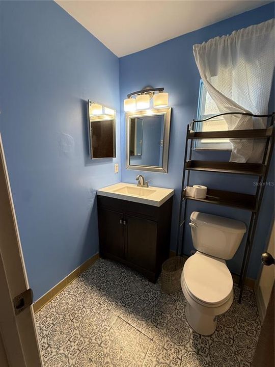 For Rent: $2,399 (3 beds, 2 baths, 1580 Square Feet)