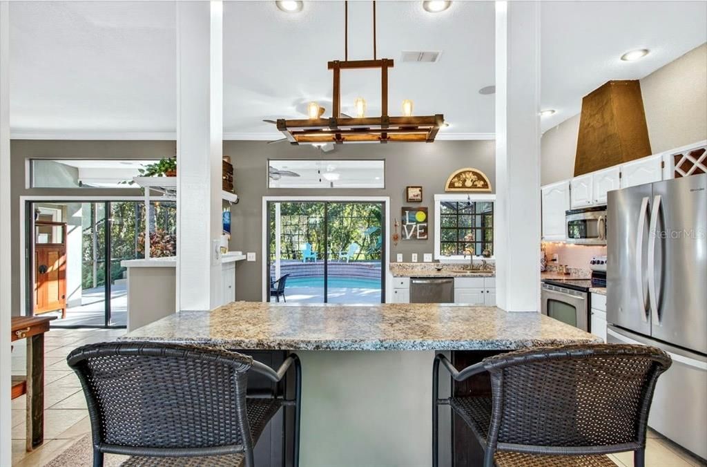For Sale: $499,900 (4 beds, 2 baths, 2151 Square Feet)