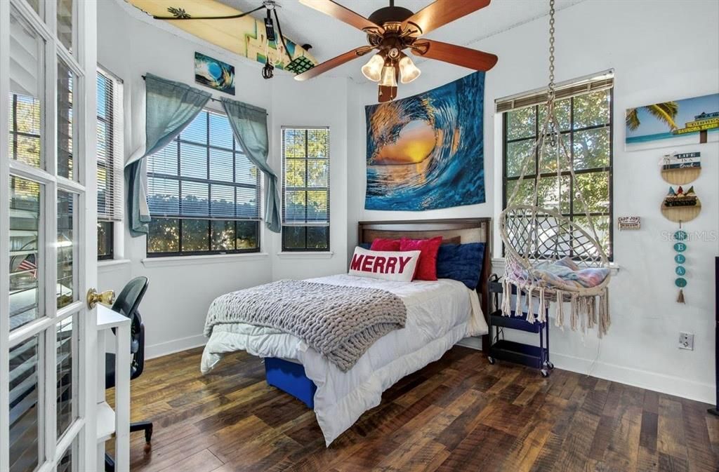 For Sale: $499,900 (4 beds, 2 baths, 2151 Square Feet)